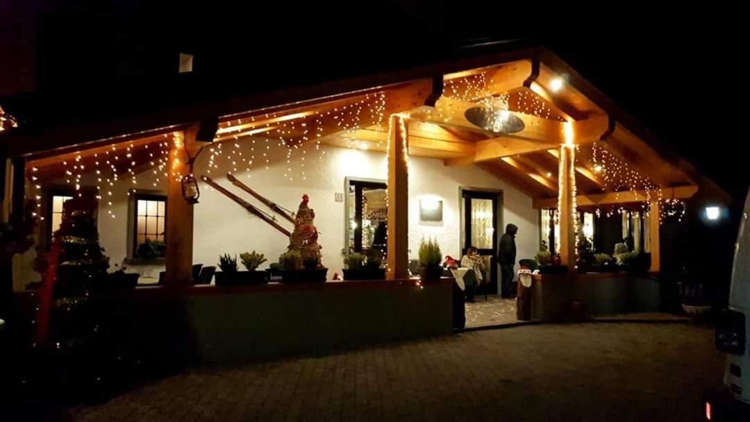 Albergo Canella Fuipiano Valle Imagna Εξωτερικό φωτογραφία